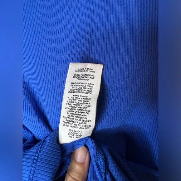 AVEC LES FILLES | RIB KNIT RUFFLE TOP - Picture 10 of 11